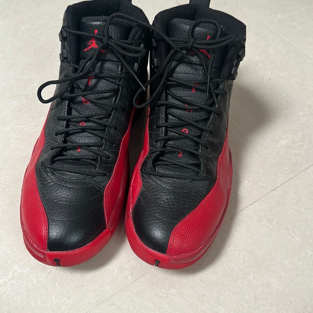 Air Jordan 12 “flu” game shoes